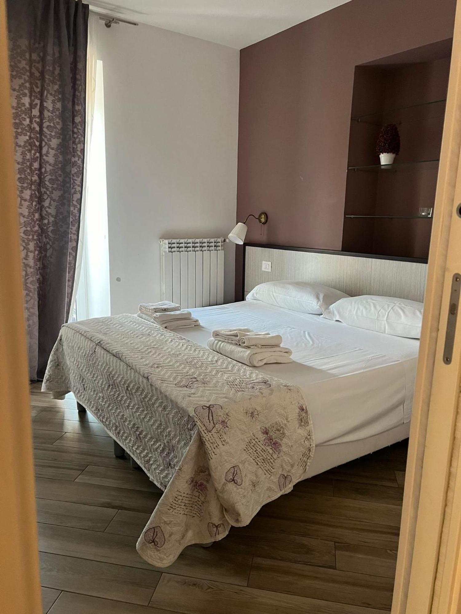 קאסרטה Residenza Murat מראה חיצוני תמונה