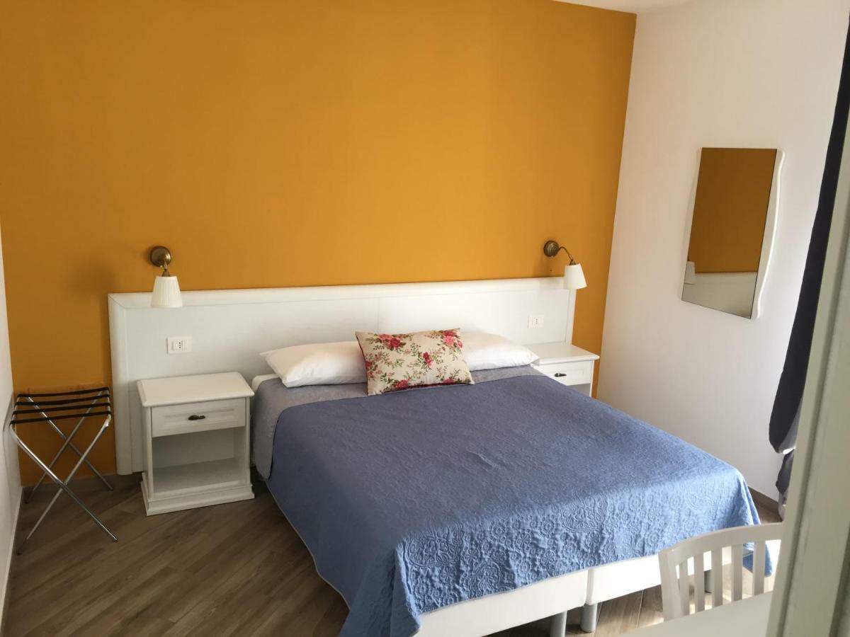 קאסרטה Residenza Murat מראה חיצוני תמונה