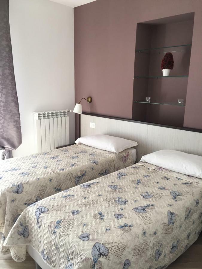 קאסרטה Residenza Murat מראה חיצוני תמונה