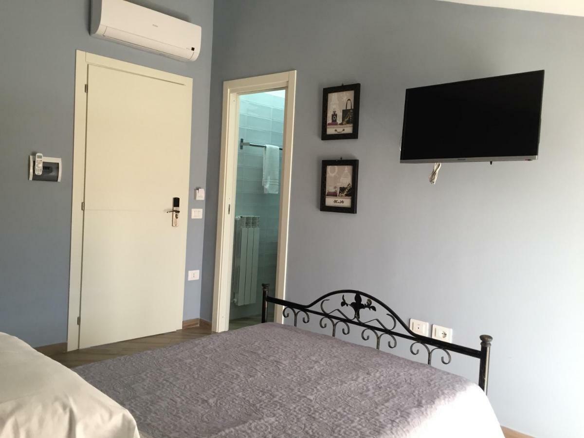 קאסרטה Residenza Murat מראה חיצוני תמונה